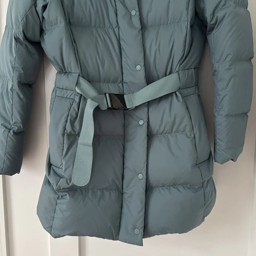 lululemon athletica Green Puffer Jacket - Picture 4 of 12